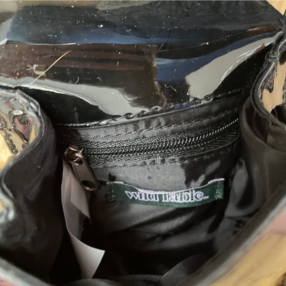 Wild Fable Black Faux Patent Leather Mini Pocket Book - Picture 3 of 11